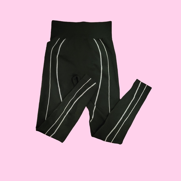 PrettyLittleThing Kids Black Leggings with White Accents - Picture 1 of 7